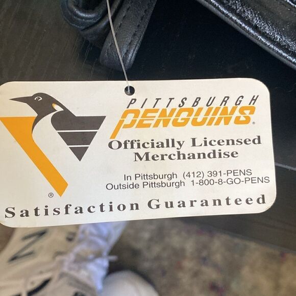 NWT Vintage Pittsburgh Penguins mini handbag - Picture 4 of 11